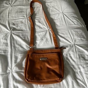 Brown leather Crossbody bag with adjustable straps